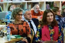 ЛИТЕРАТУРАТА Е ДИПЛОМАЦИЯ: ПЪТЕШЕСТВИЯ В КНИГАТА „СЪНИЩА“ НА ВИКТОР МЕЛАМЕД
