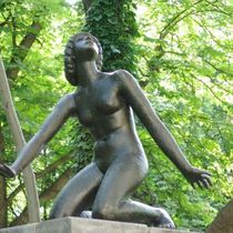 Seated Girl 