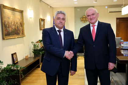 Премиерът Главчев прие поста министър на външните работи