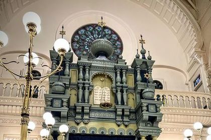 Participation of the Consul General in New York in the celebration of the anniversary of Kristallnacht at Park East Synagogue in Manhattan
