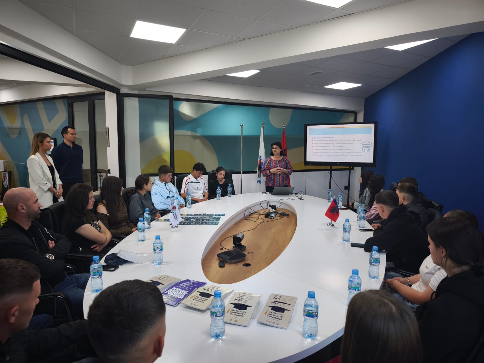 Fushata informuese e Ministrisë së Arsimit dhe Shkencës dhe Ambasadës së Republikës së Bullgarisë në Shqipëri për aplikime në universitete bullgare