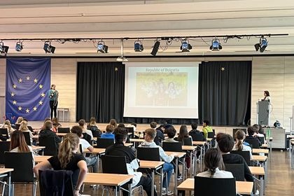 Präsentation über Bulgarien vor den Schülerinnen und Schülern der „Europäischen Schule Rhein-Main“