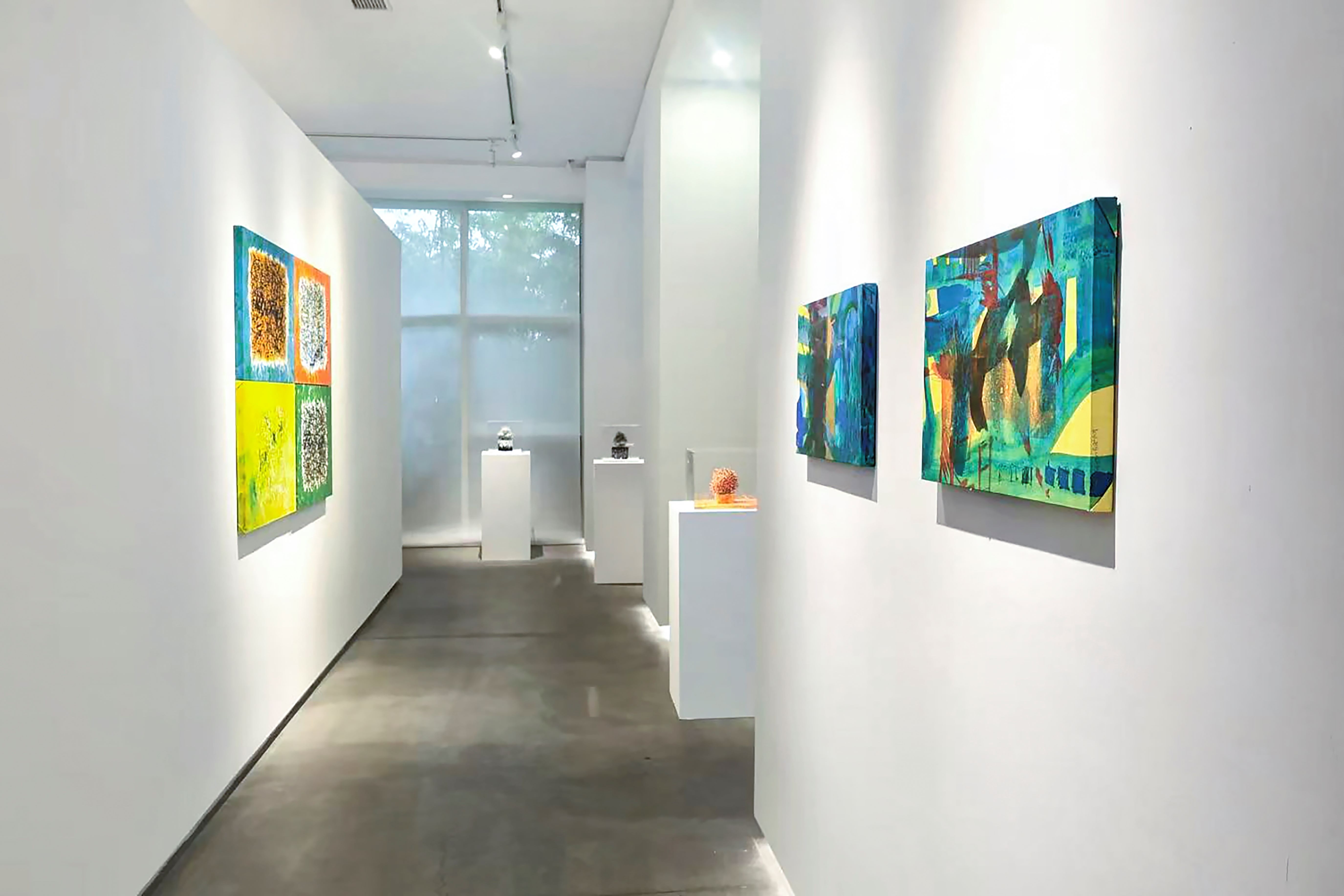 Solo Exhibition of Bulgarian Artist Assadour Markarov in Ningbo