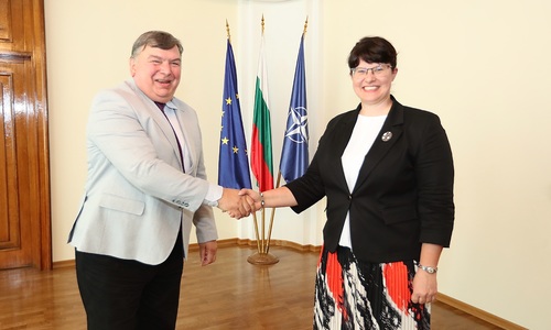 Deputy Minister Ivanka Tasheva Meets with Moldova’s Ambassador to Bulgaria Emil Jacota