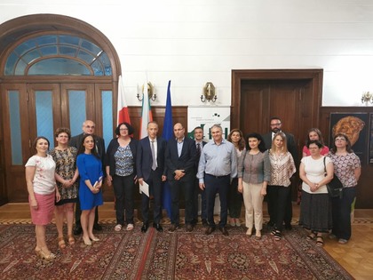 Среща на Министъра на образованието и науката г-н Красимир Вълчев с преподаватели-българисти в Полша, учители и родители от Българското неделно училище „Дора Габе“ във Варшава